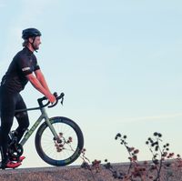 Maryn Douma op de fiets