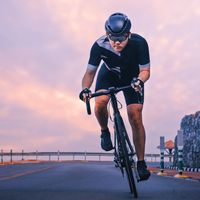 Windproof sportswear