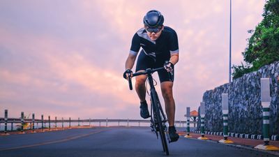 Windproof sportswear