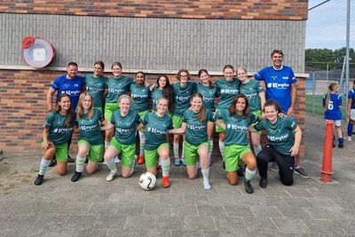 Design e stampa di magliette da calcio presso TD Sportswear